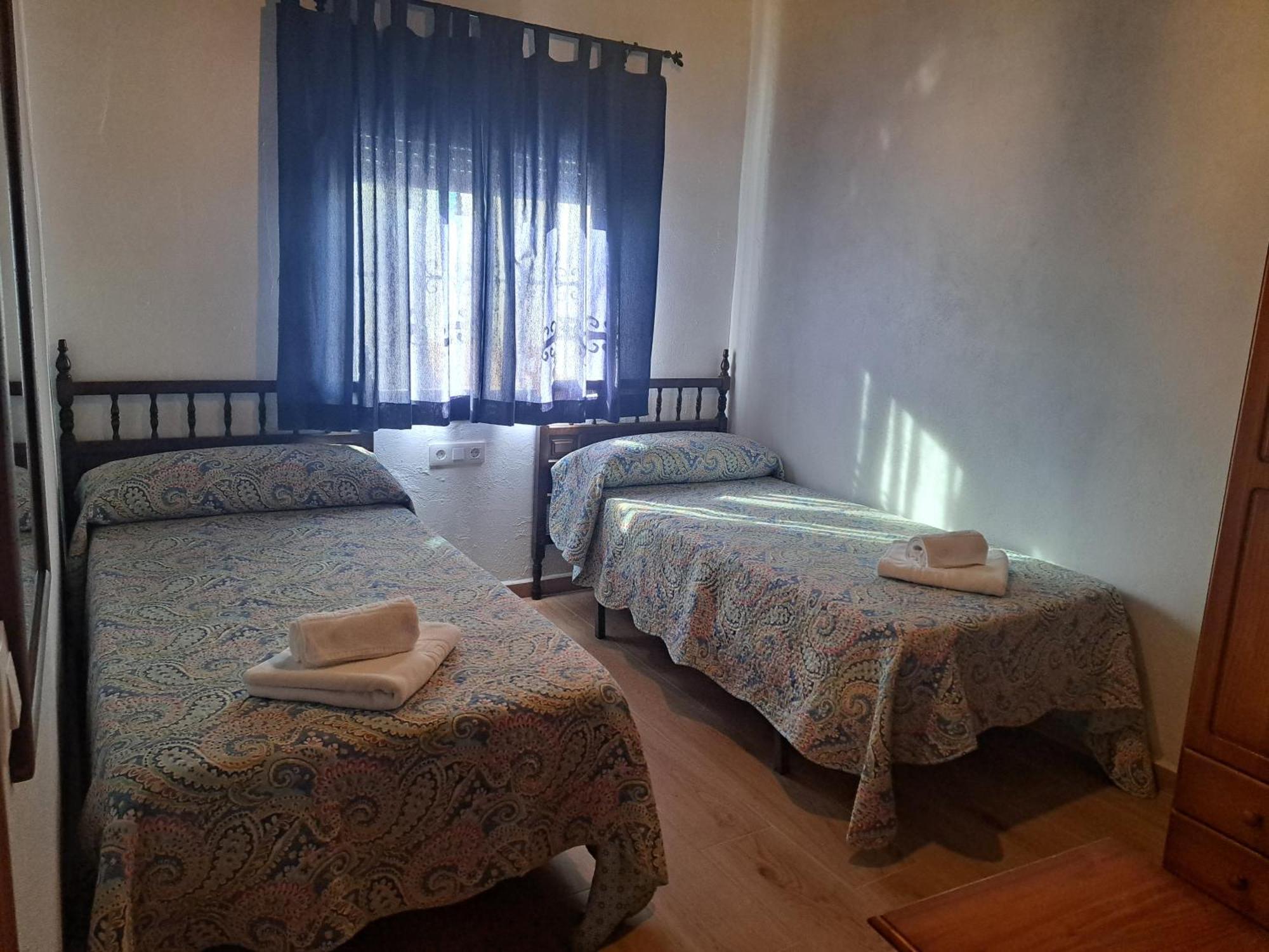 Hostal Brenaverde Gaucín Kültér fotó